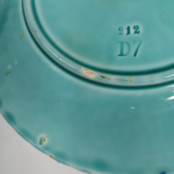 Vintage Majolica Plate with Morning Glory Circa 1900 Green and Blue 7.75" diam - Picture 6 of 8